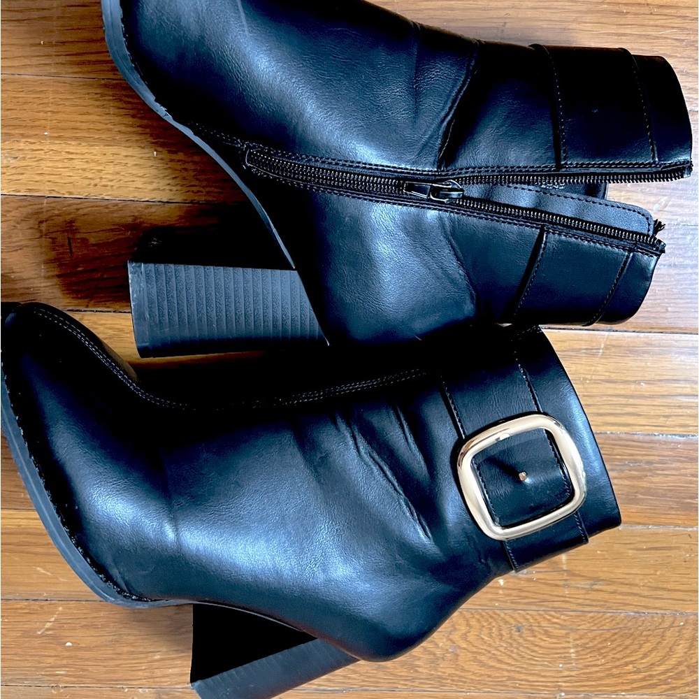 Black PU Leather - Gold Buckle Bootie